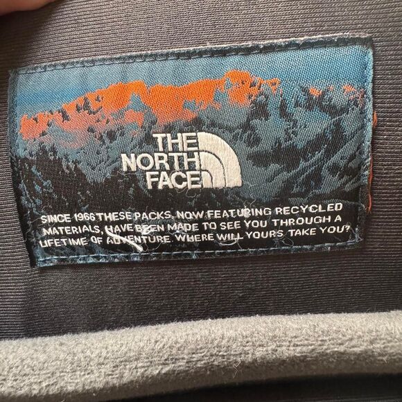The North Face Surge Backpack Green 31L Laptop Travel School Bag main image 5